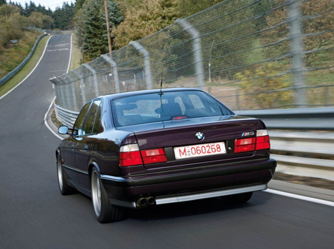 Alle Generationen Bmw M5 E28 E34 E39 E60 F10 Auto Motor Und Sport