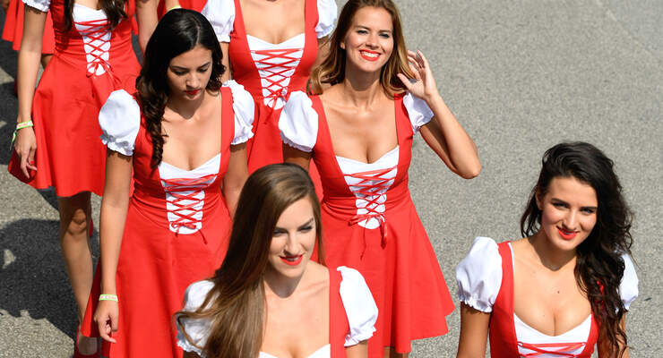 Grid Girls GP Ungarn 2016: Puszta-Mädel in heißen Dirndls