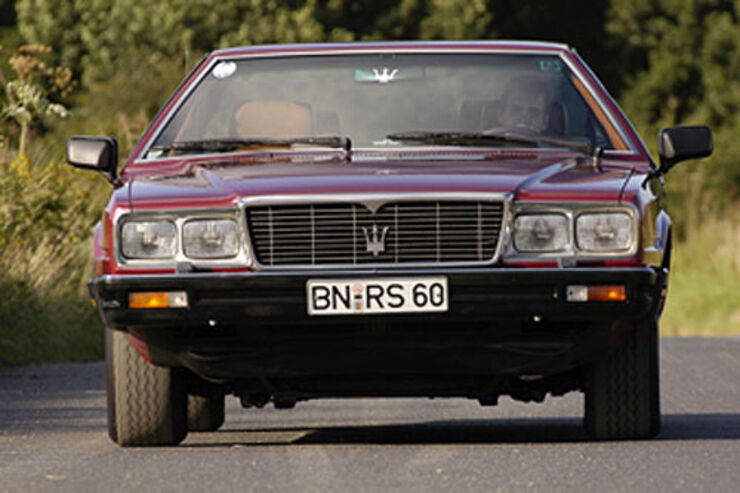https://imgr4.auto-motor-und-sport.de/Maserati-Quattroporte-III-fotoshowBig-c155c7c6-266452.jpg