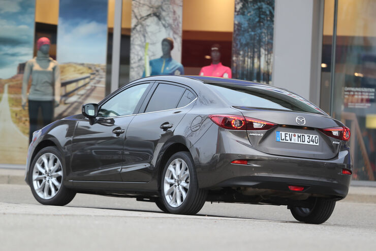 Mazda 3 skyactiv g